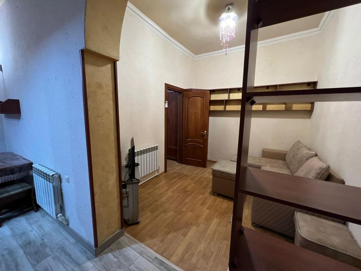 Comfy Apartment On Amiryan Street,Near Republic Squere Jereván Kültér fotó